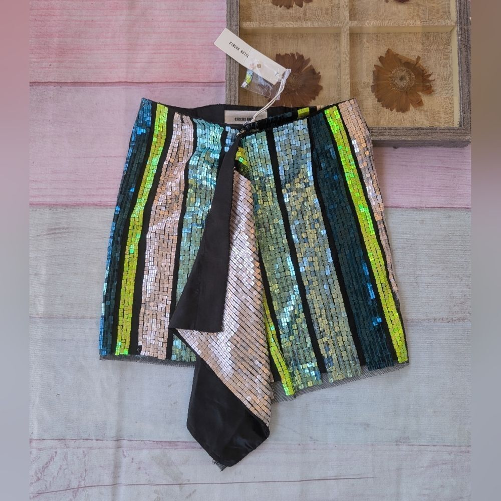 NWT Circus Hotel Sequin Asymmetrical Wrap Mini Skirt 40/S Club Night Out‎